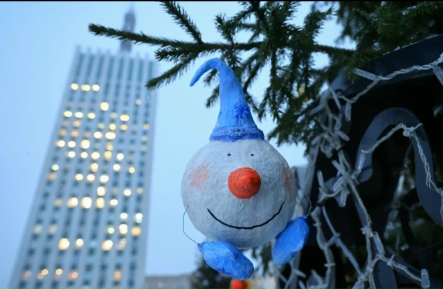 ДОРОГИЕ ДРУЗЬЯ и ПОДВЕДЕНЫ ИТОГИ КОНКУРСА "УКРАСИМ ЕЛКУ ВМЕСТЕ"!